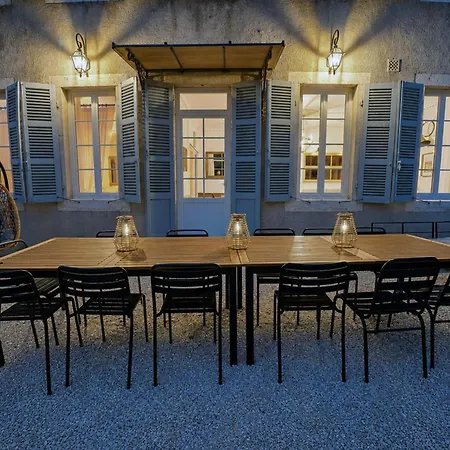Manoir Du Colombier בית נופש Chavornay